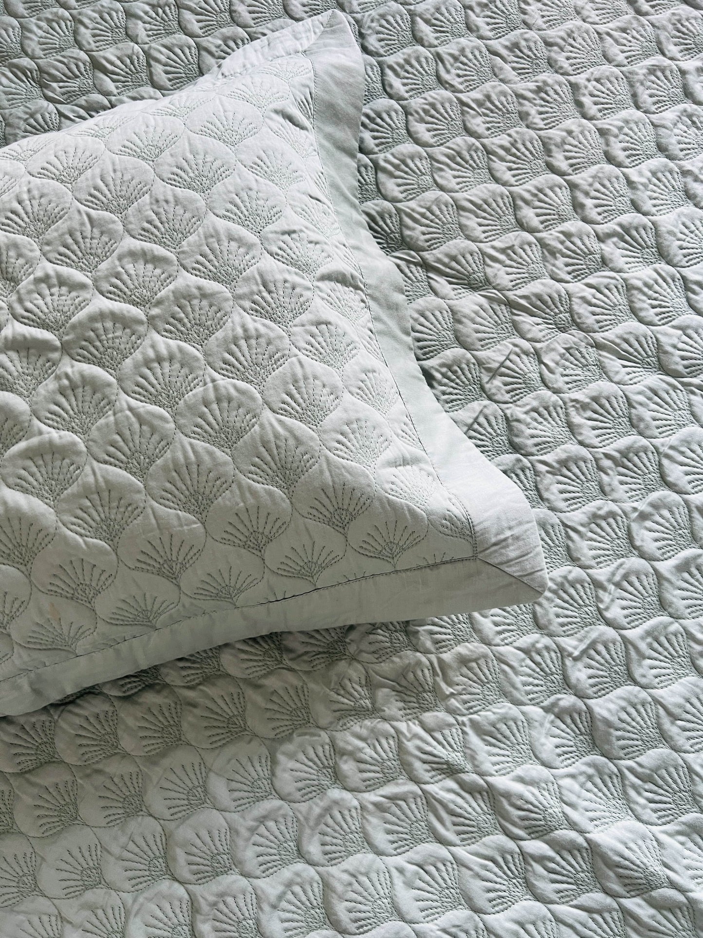 Ellora Quilted Solid Bedcover 3pc Set