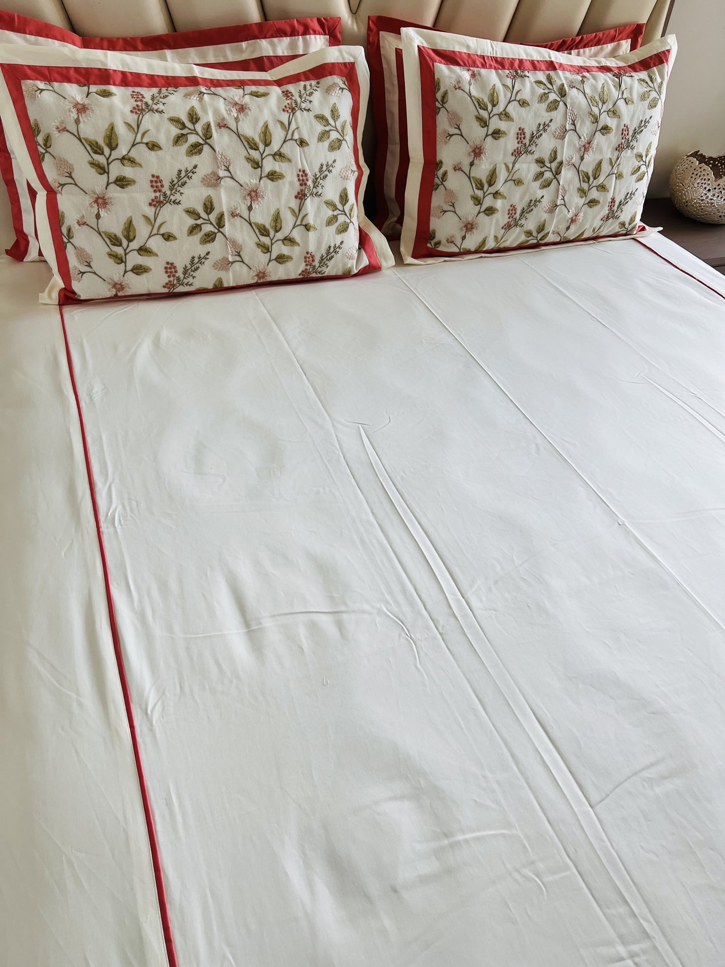 Off White Cotton Luxury Embroidery Bedsheet