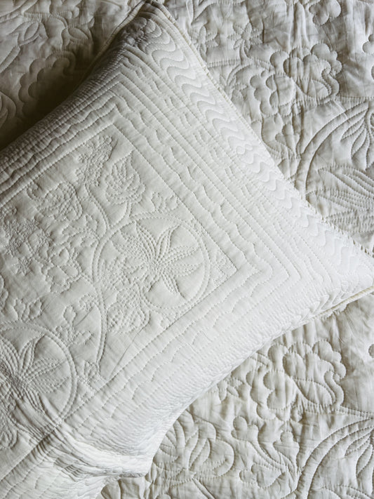 Lotus King Size Quilted Bedcover Set