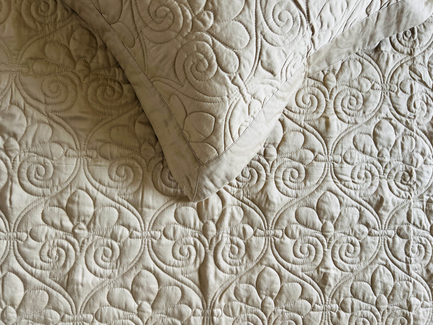 Amara Quilted Solid Bedcover 3pc Set