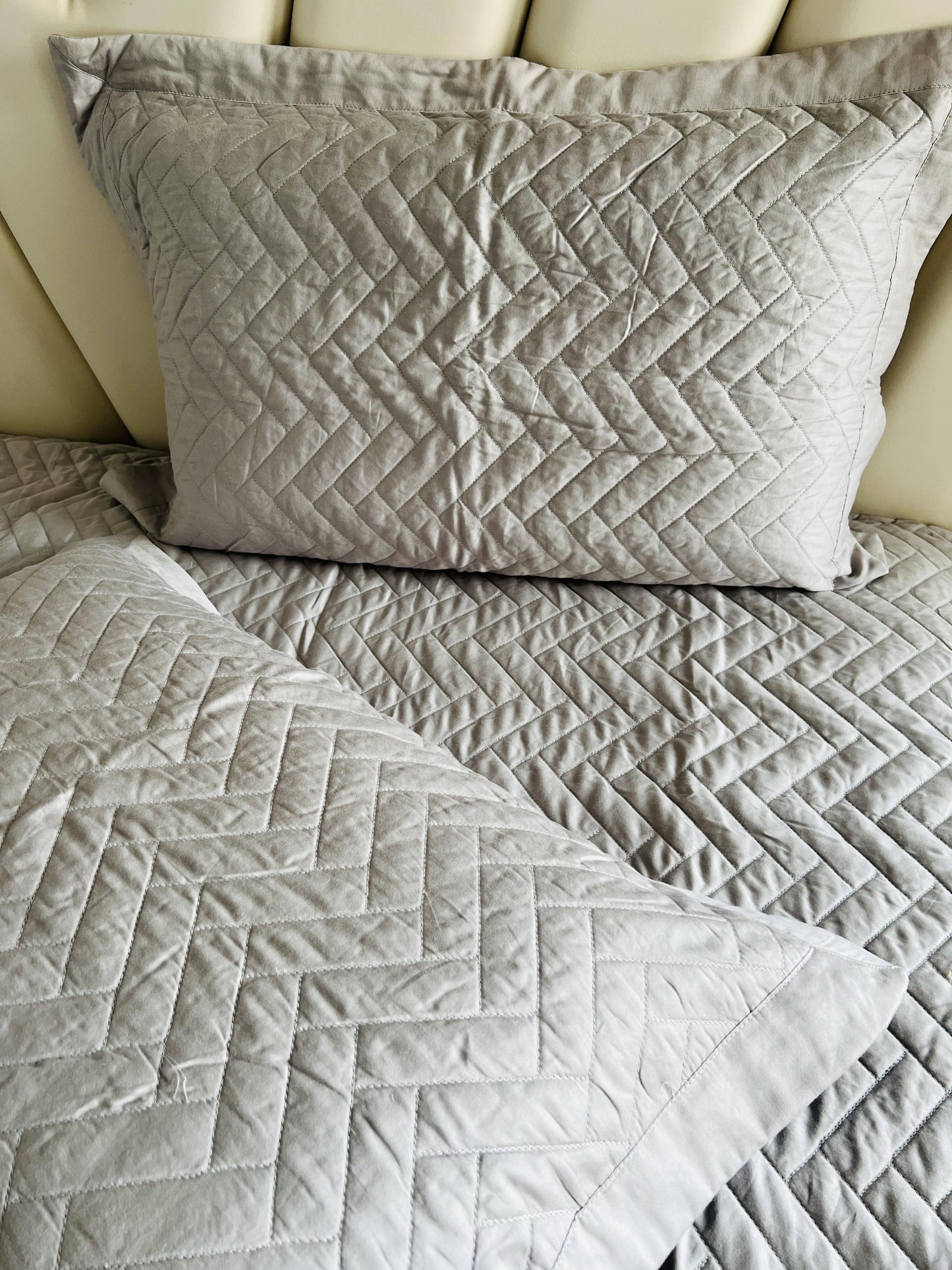 Zig Zag Quilted Solid Bedcover 3pc Set