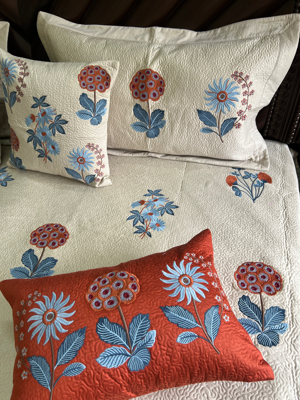 Ira Embroidered Luxury Bedcover 6pc Set