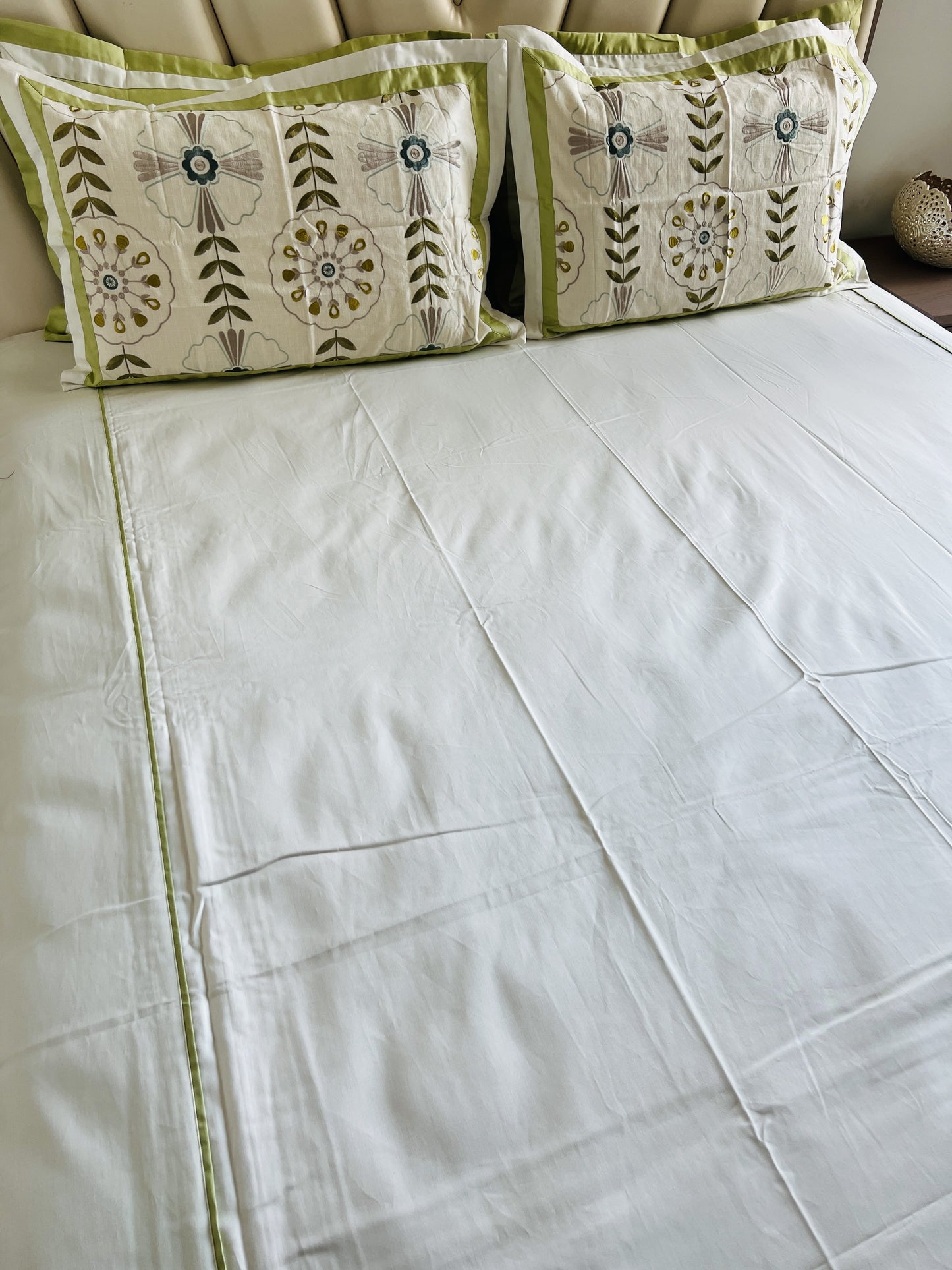 Cream Cotton Luxury Embroidery Bedsheet