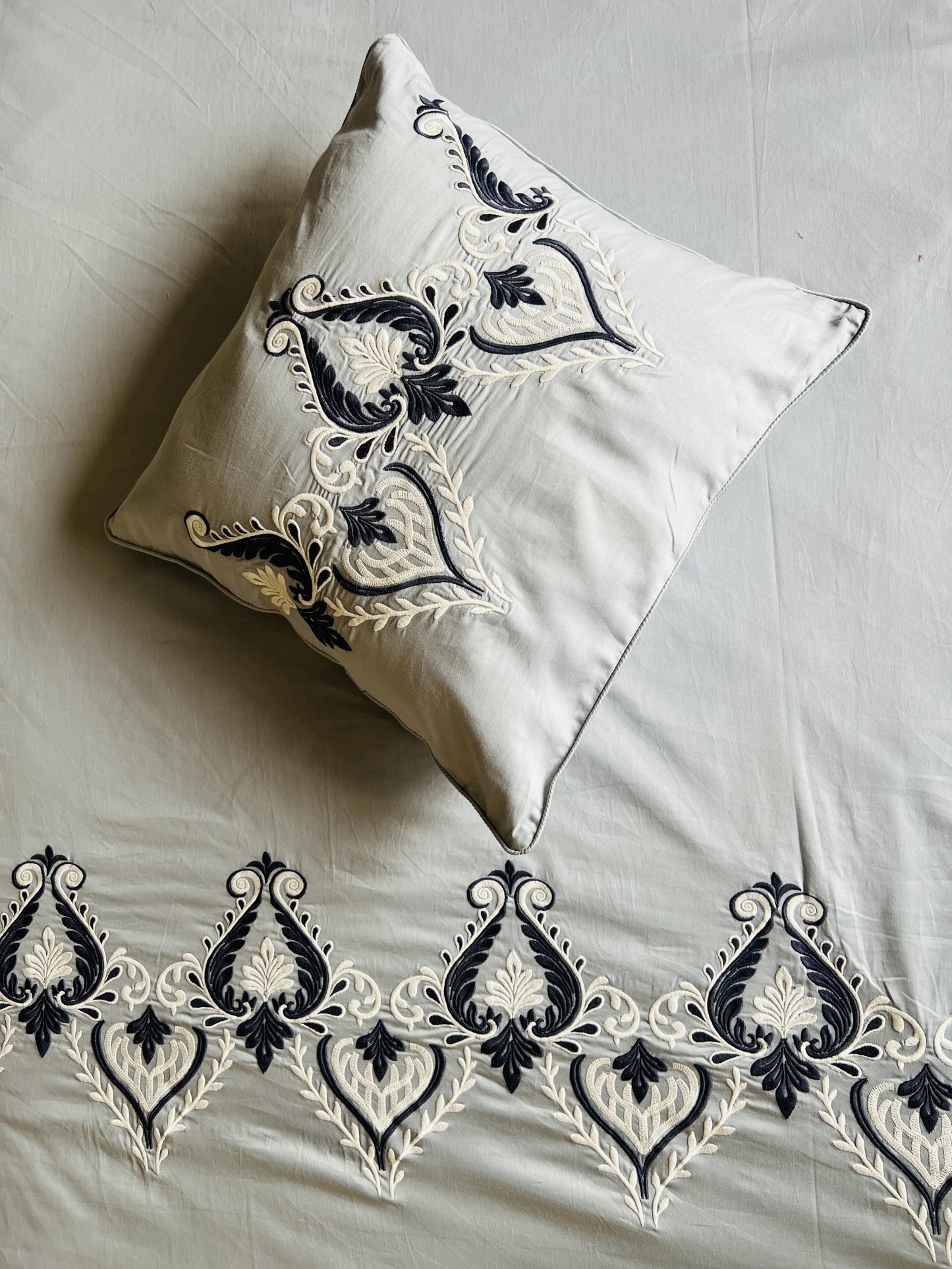 Birch Luxury Embroidery Bedsheet