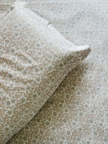 Beige Floral King Size Printed Bedsheet