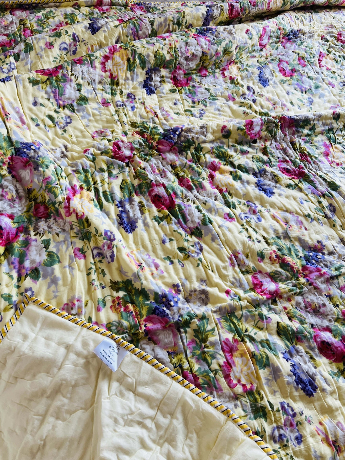 Double Bed Floral Quilt