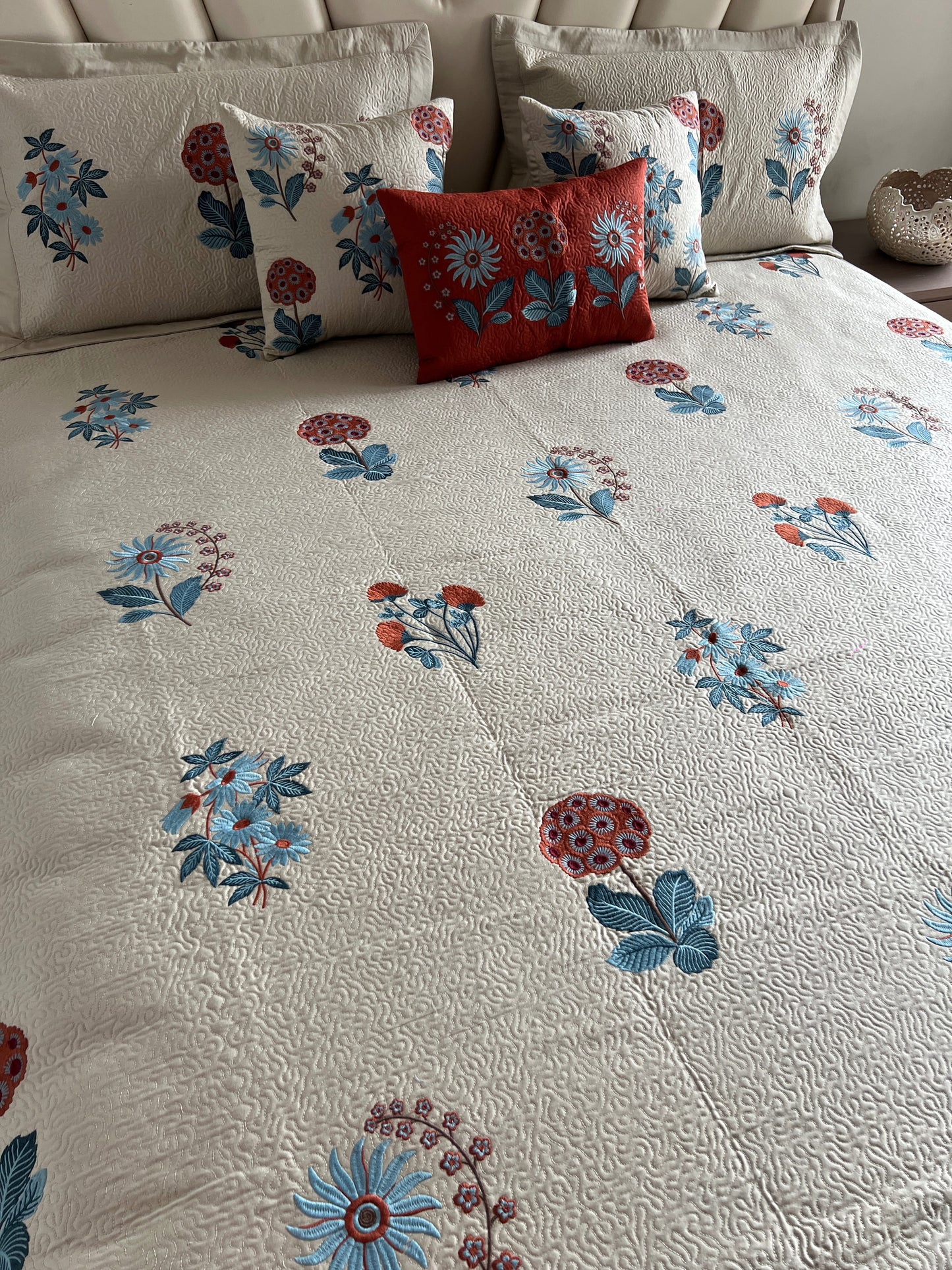 Ira Embroidered Luxury Bedcover 6pc Set