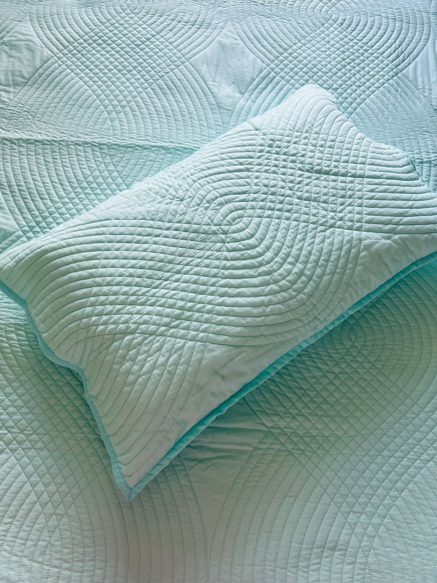Quilted Solid Bedcover 3pc Set