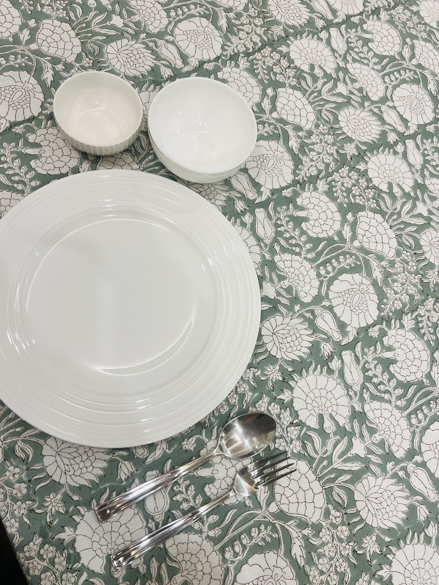 8 Seater Handblock Table Cover