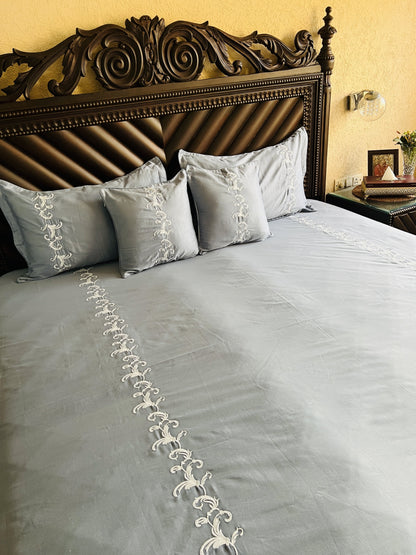 Vine Luxury Embroidery Bedsheet