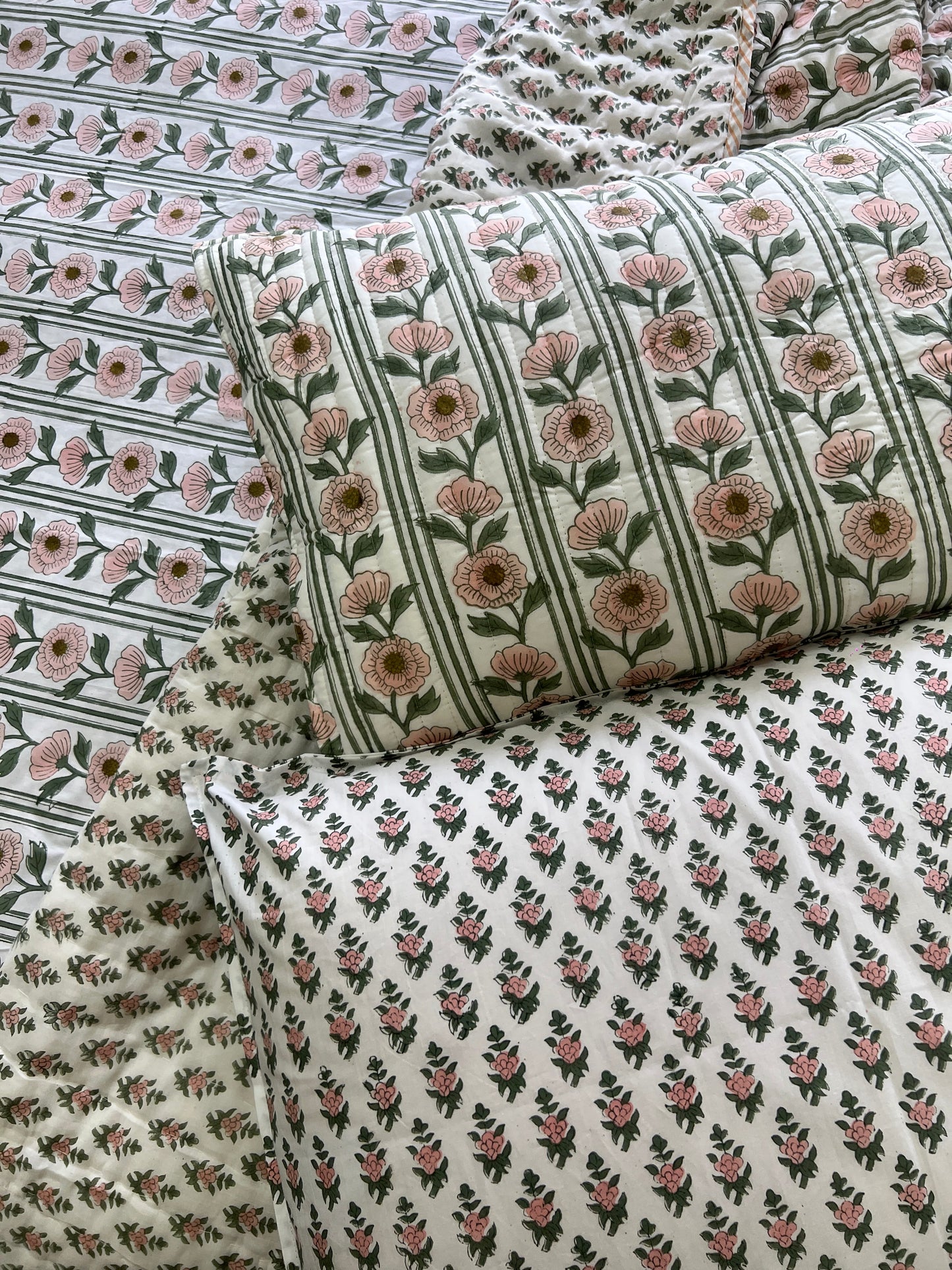 Rosy Vine Handblock Set