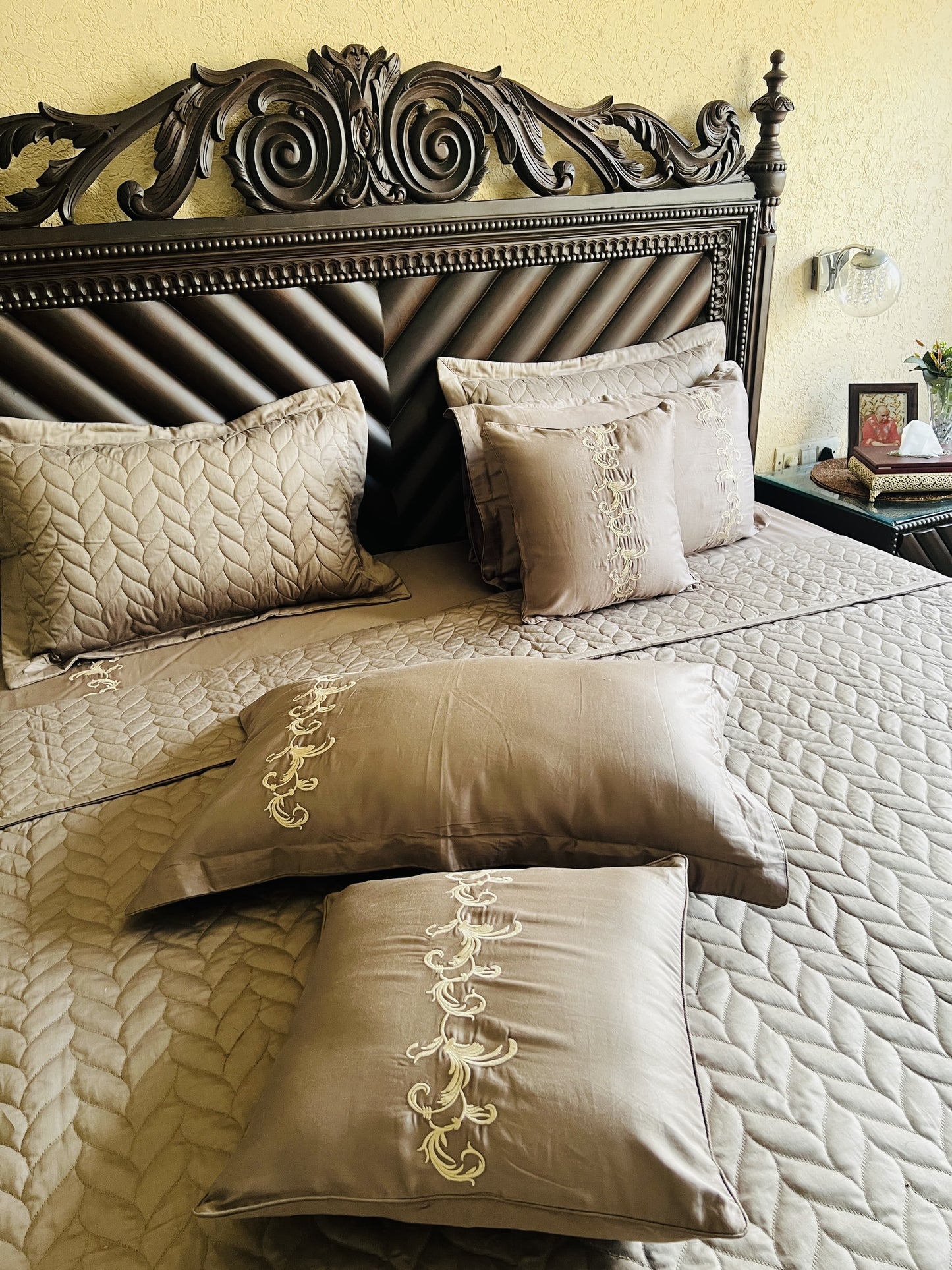 Leafy King Size Quilted Bedcover 3pc Set