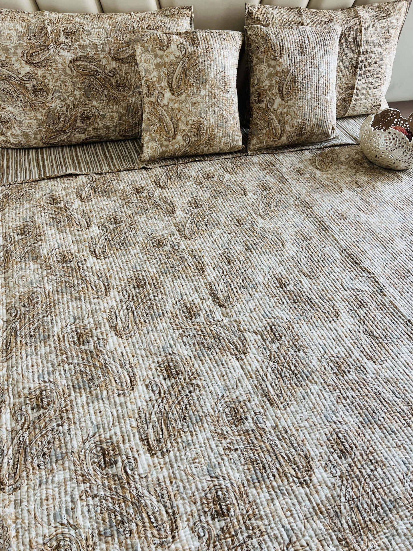 Paisley Quilted Reversible Bedcover 5pc Set