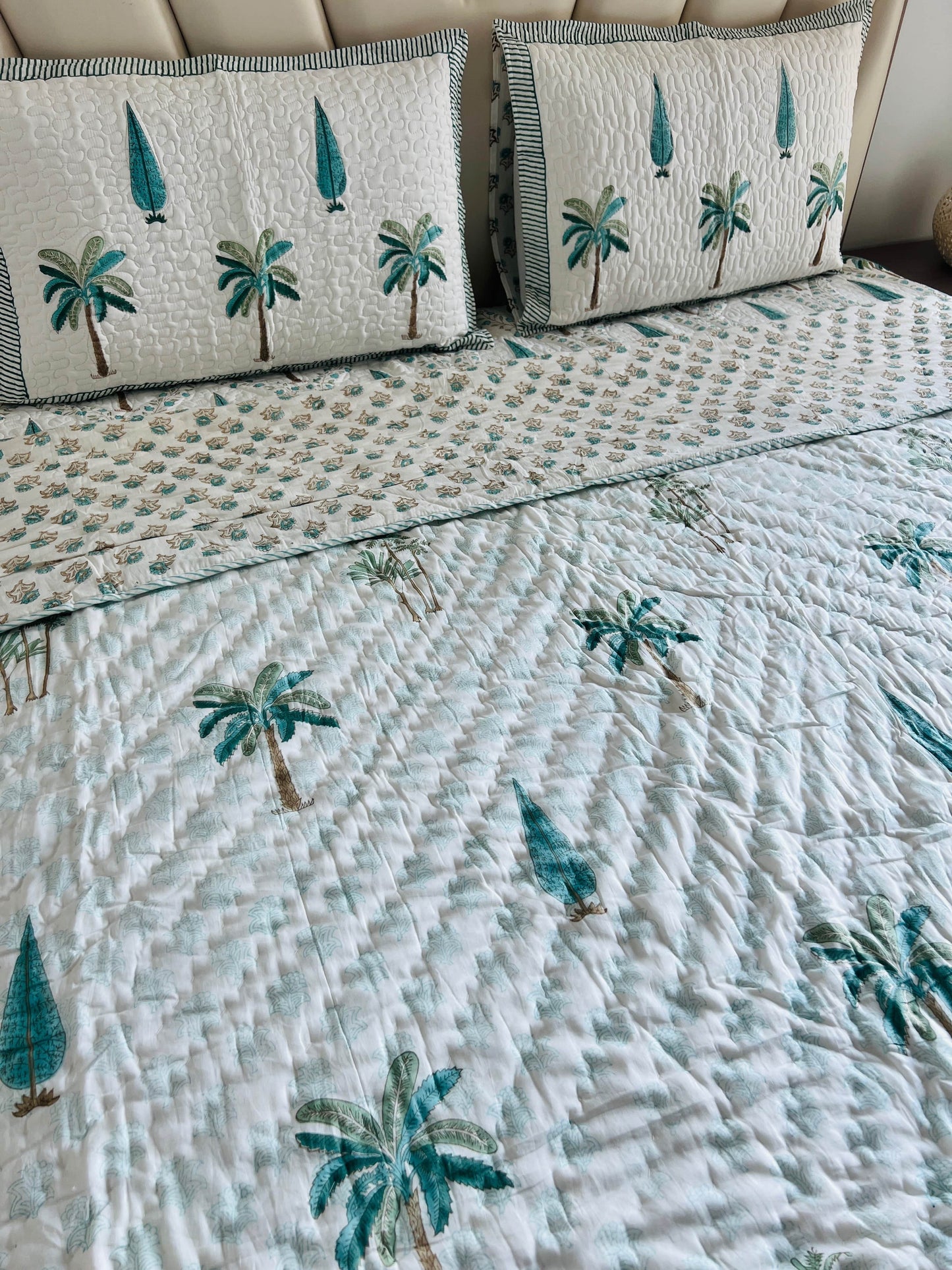 Double Bed Handblock Reversible Quilt