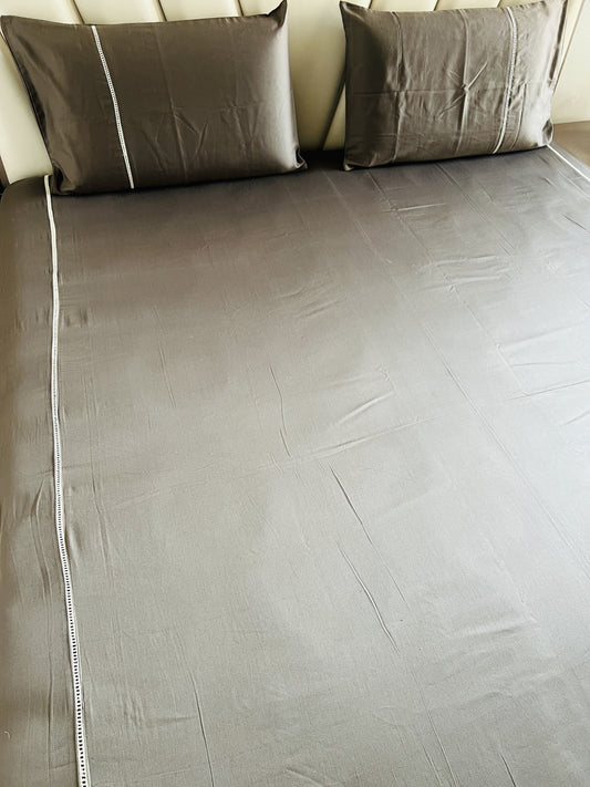 Plain Lace Bedsheet