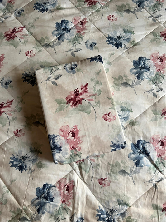 Shaded Floral King Size Printed Bedsheet