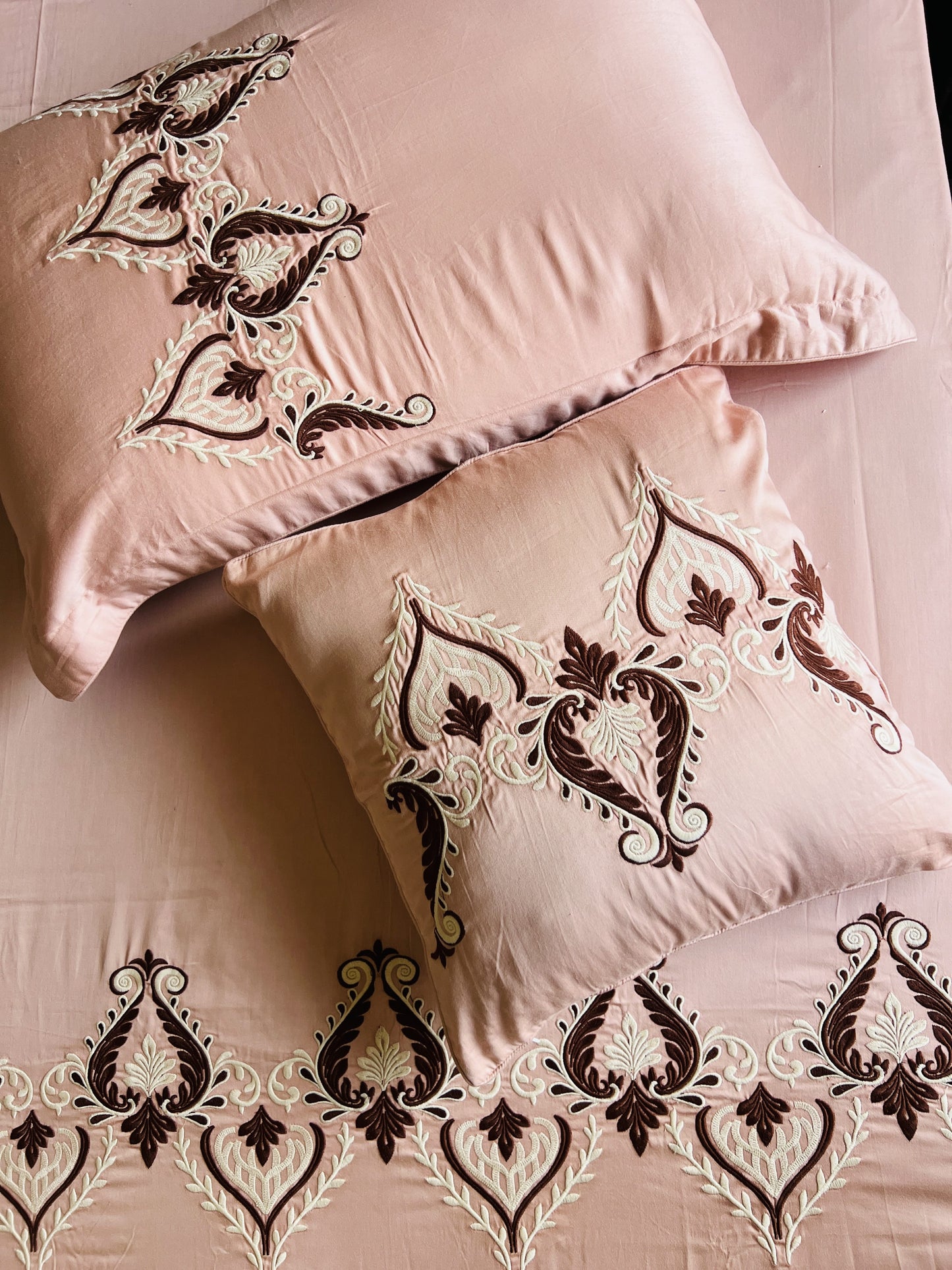 Birch Luxury Embroidery Bedsheet