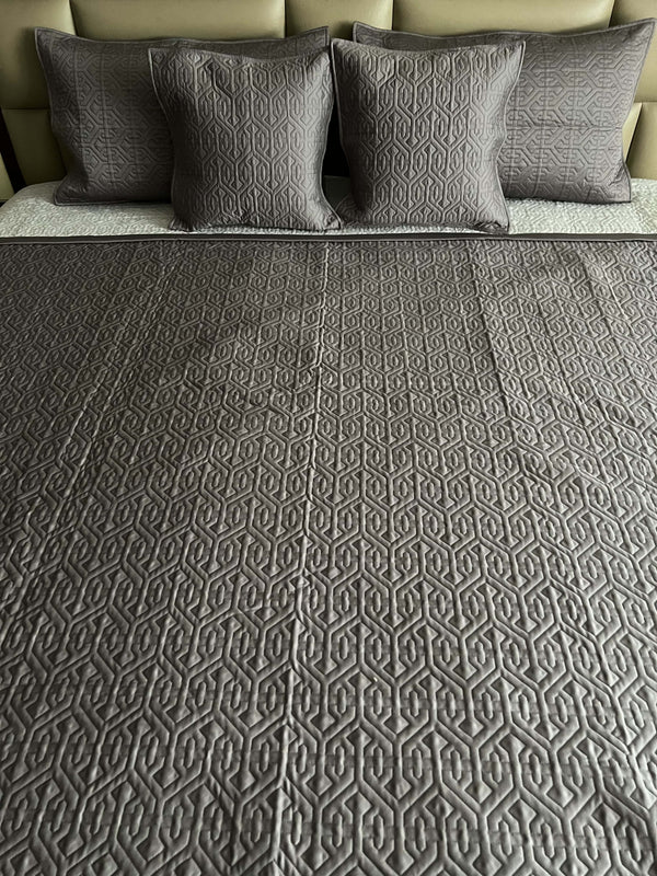 SOLID QUEEN SIZE